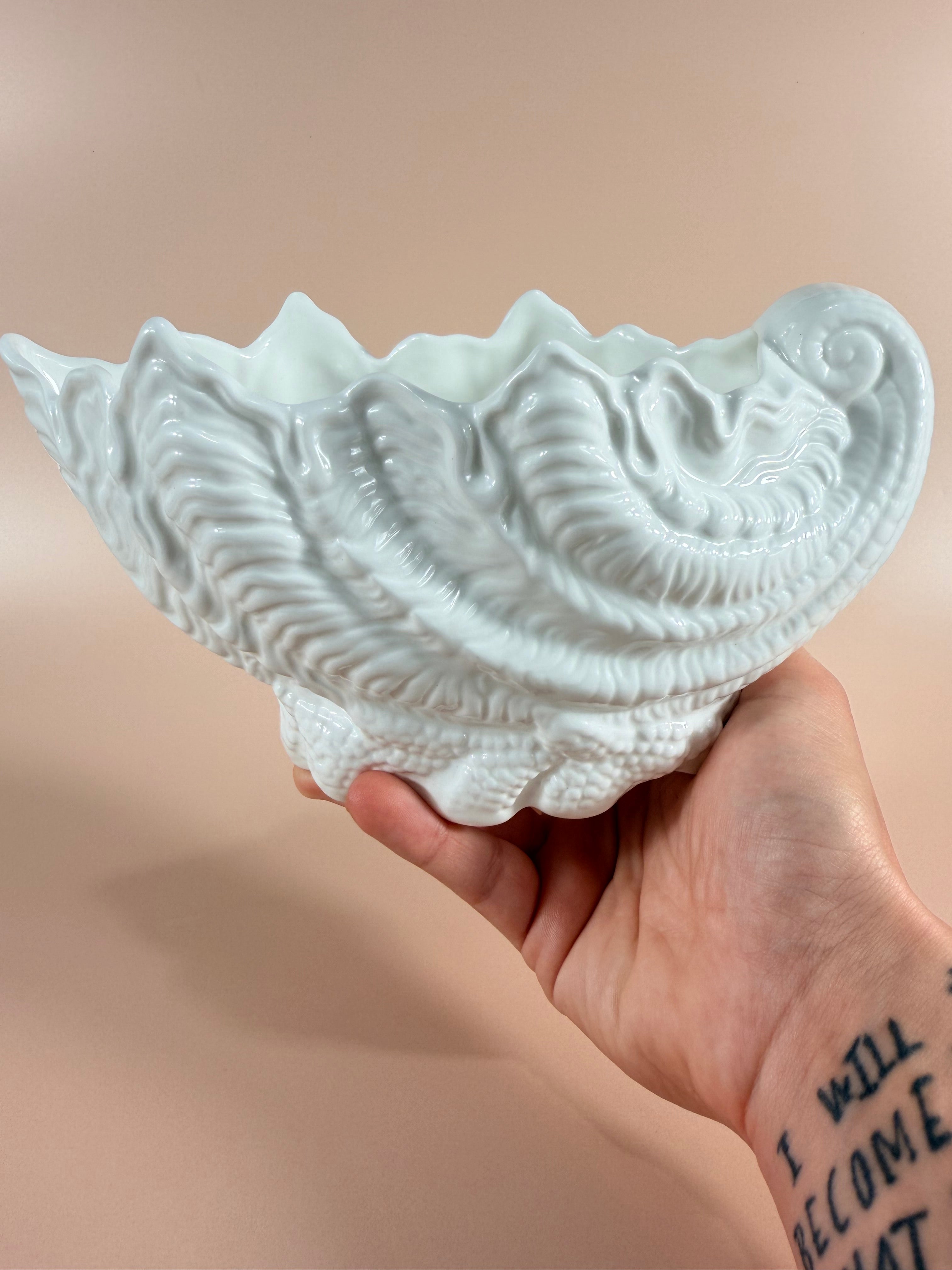 Coalport Countryware 8" Sweet Dish— White Textured Bone China