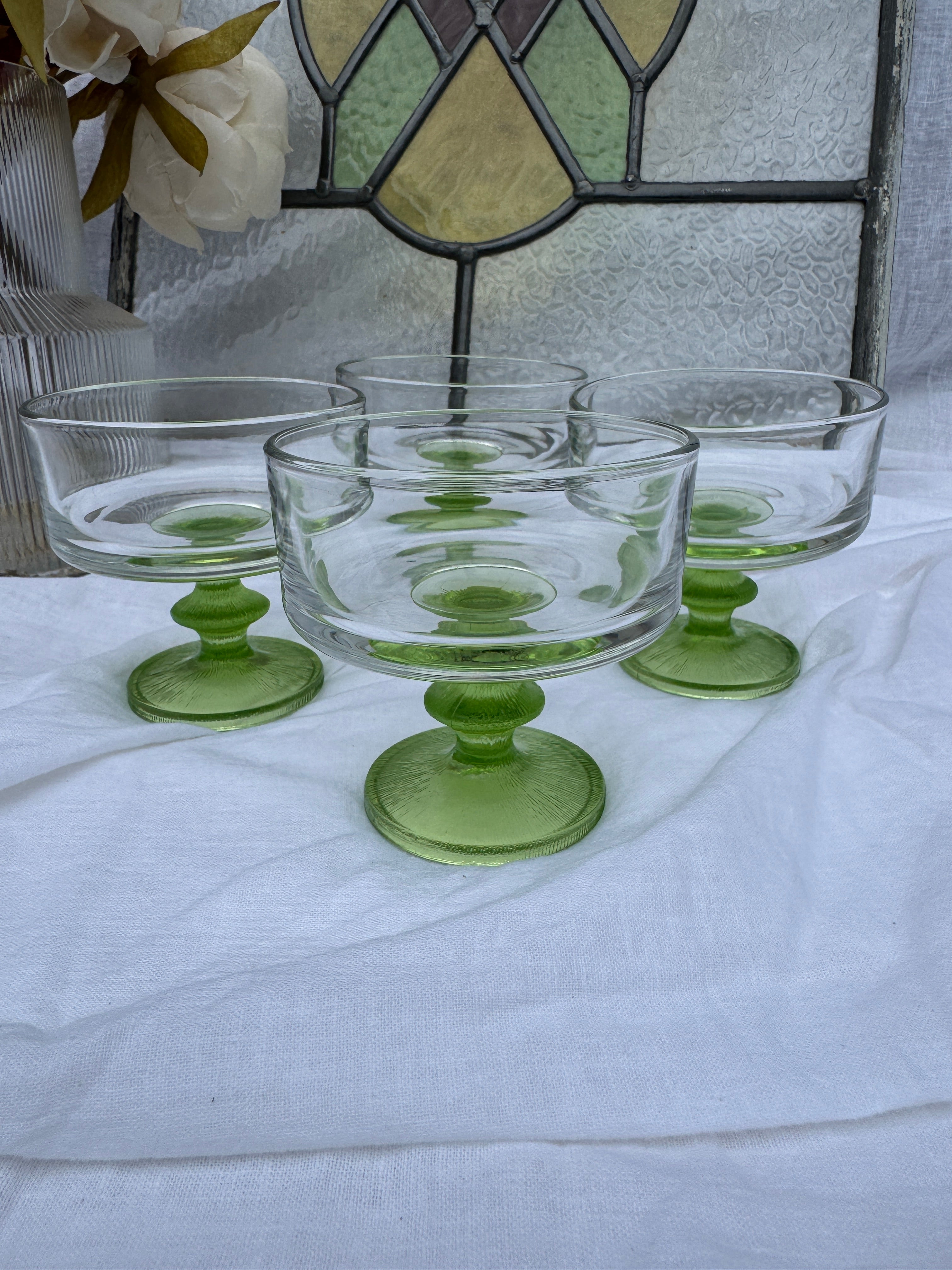 Lot de 4 coupelles à dessert italiennes vintage à pied vert