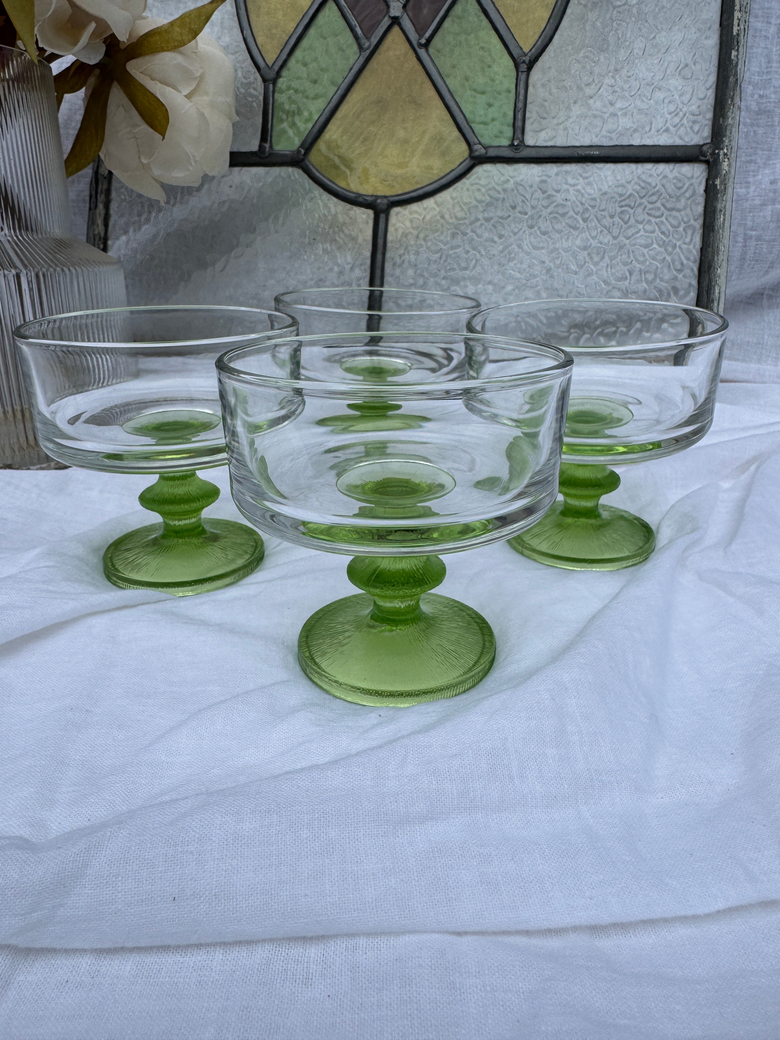 Lot de 4 coupelles à dessert italiennes vintage à pied vert