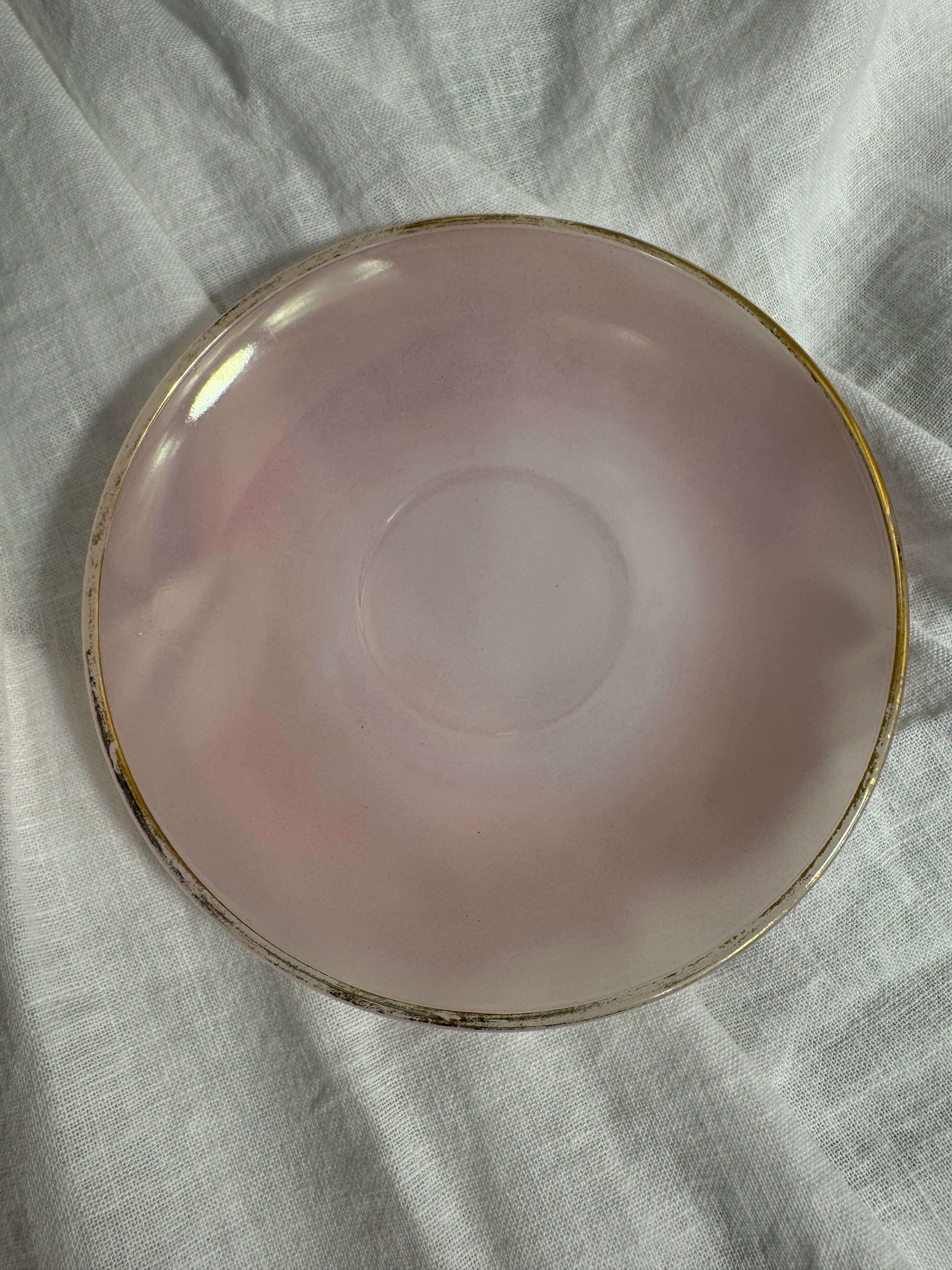 Set of 6 Arcopal Opalescent Tea Cups and Saucers C.1950s